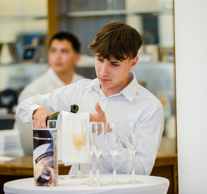 Hungarikum Hotel - Kreinbacher pezsgő- és borvacsora (9)