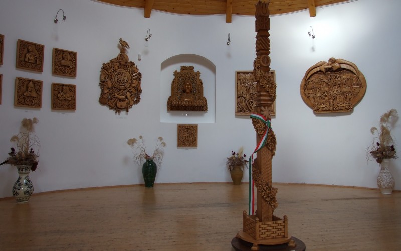 Leaders Stone Yurt from inside