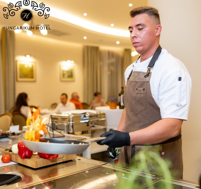 Vacsora látványkonyhával